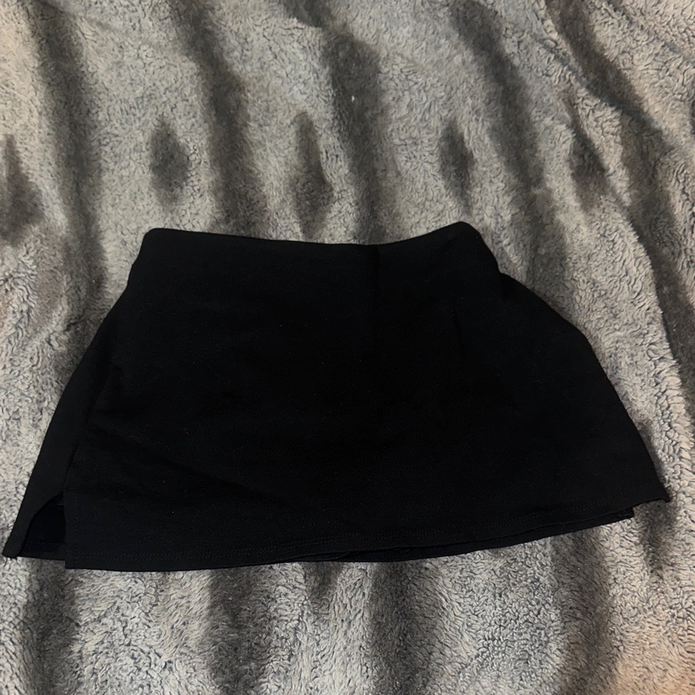 Windsor Black Mini Skort